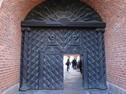 The Entrance/Gate for the Stadhus.